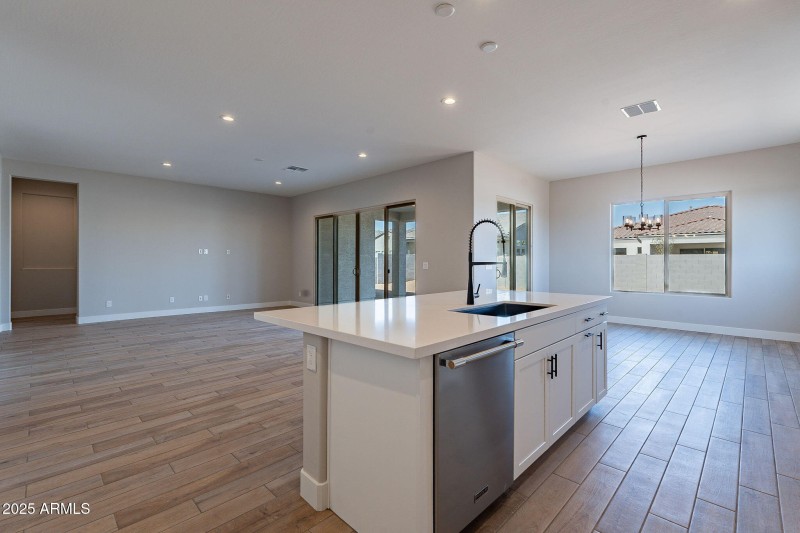 11-web-or-mls-Ocotillo-11