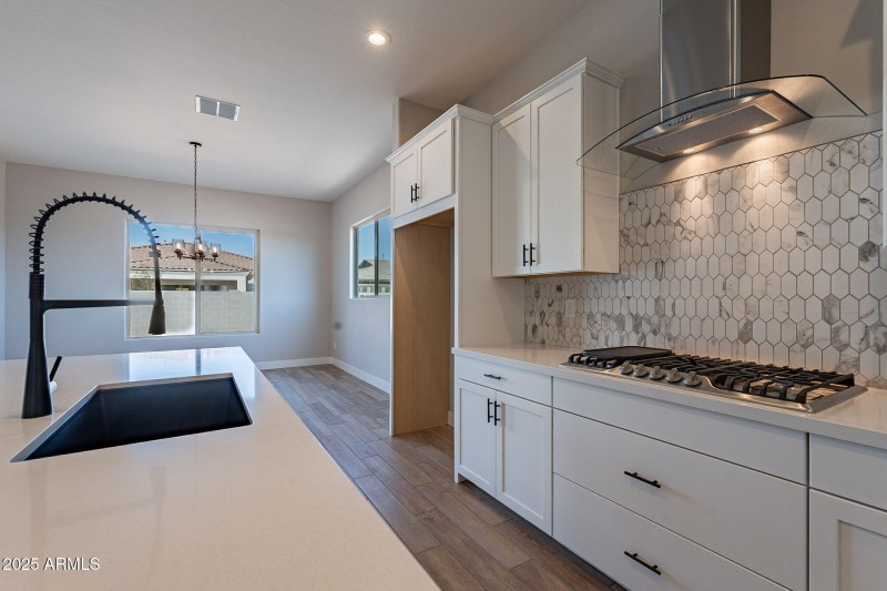 13-web-or-mls-Ocotillo-13