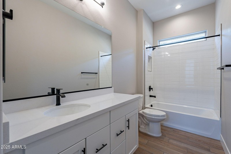 32-web-or-mls-Ocotillo-32