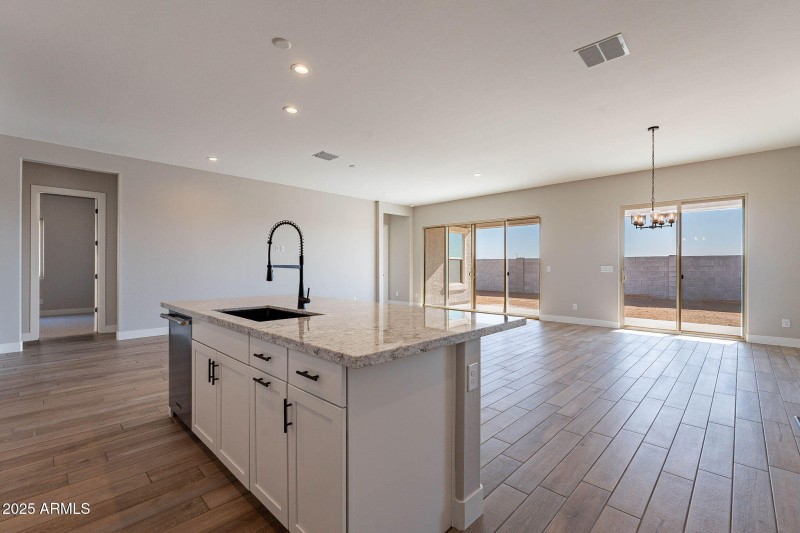 13-web-or-mls-Ocotillo-13