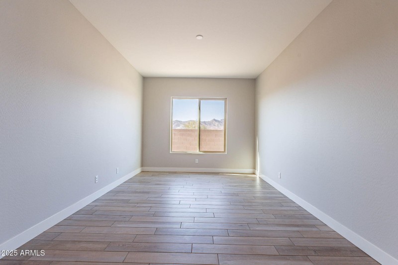 20-web-or-mls-Ocotillo-20