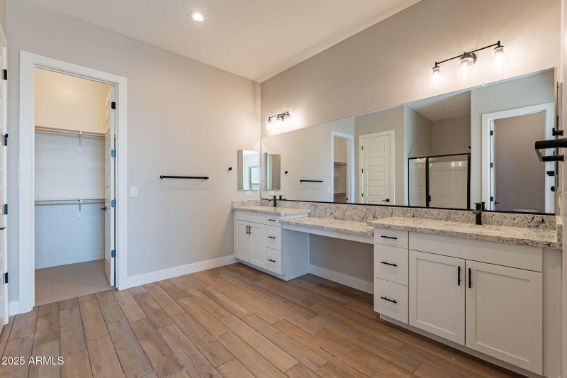Owner's Bath
