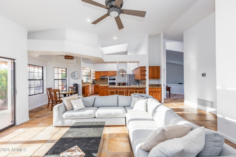 28602 N 58th St-23