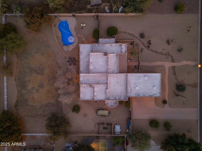 073_13-web-or-mls-13_dji_0029_925