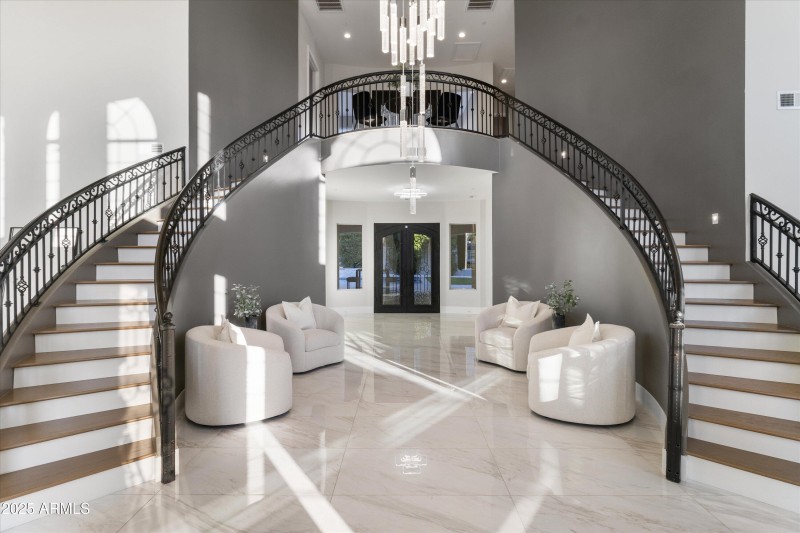 Gorgeous Entryway