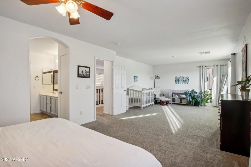 E Harvest Rd-028
