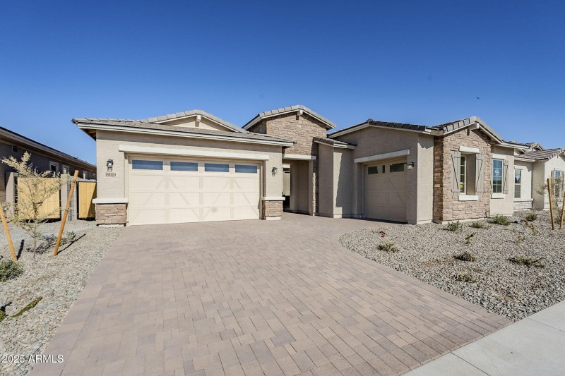 1-web-or-mls-Ocotillo-1