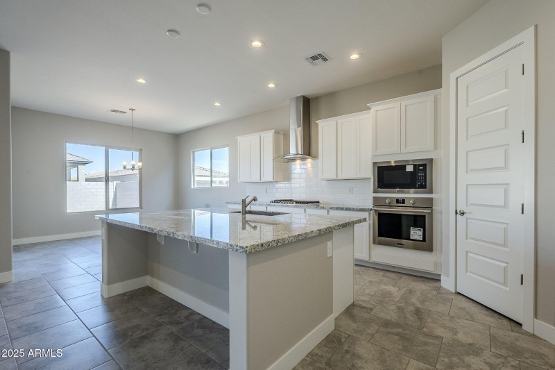 7-web-or-mls-Ocotillo-7