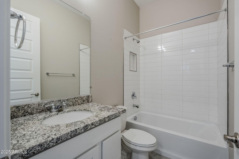 32-web-or-mls-Ocotillo-32