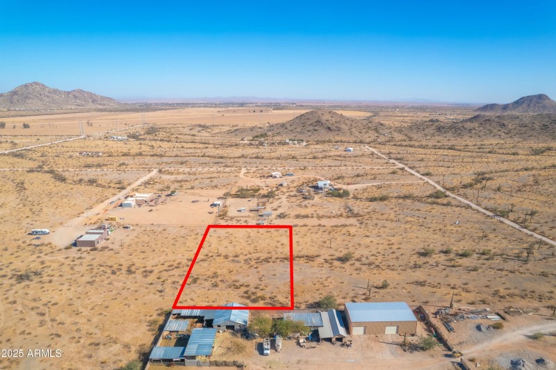 Lot 4