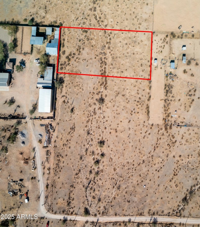 Lot 4