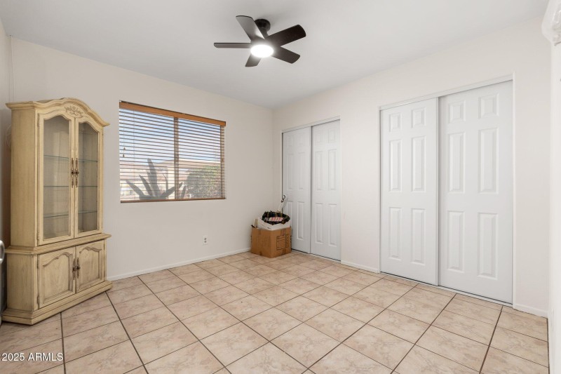 8241 N Central Ave UNIT 11 - 11
