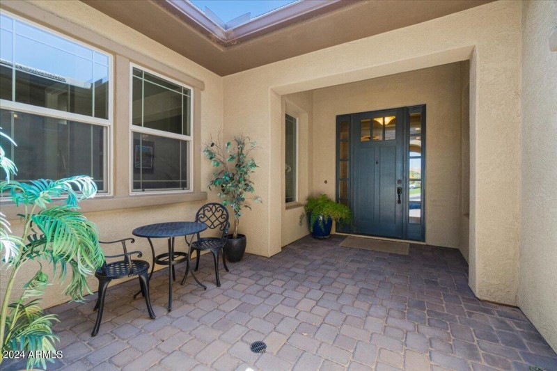 4 courtyard entry