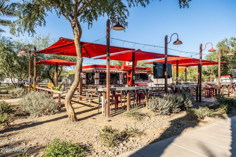 Community dining