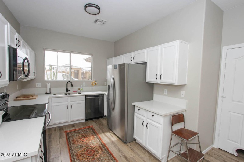 13558 W Saguaro Ln-12