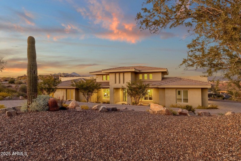 2-web-or-mls-10031-n-palisades-blvd