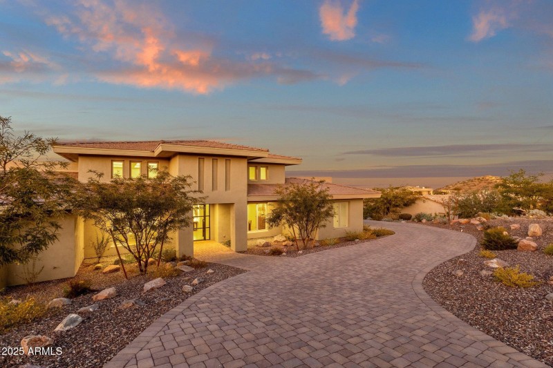 6-web-or-mls-10031-n-palisades-blvd
