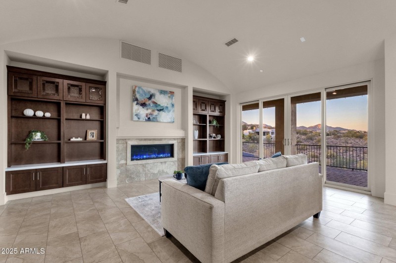 20-web-or-mls-10031-n-palisades-blvd