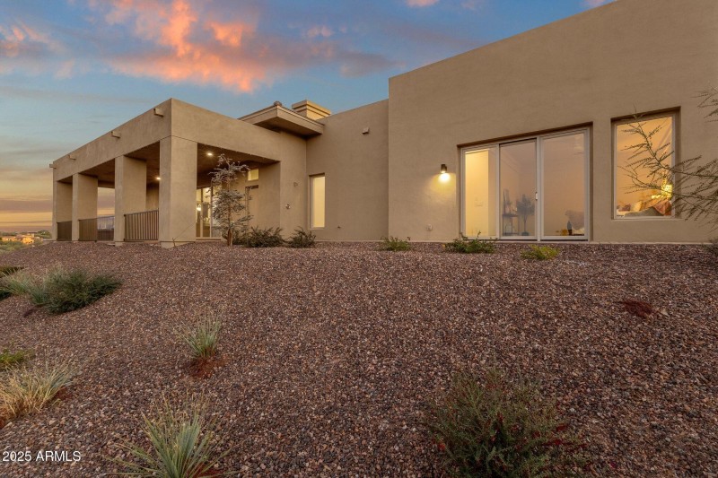 83-web-or-mls-10031-n-palisades-blvd