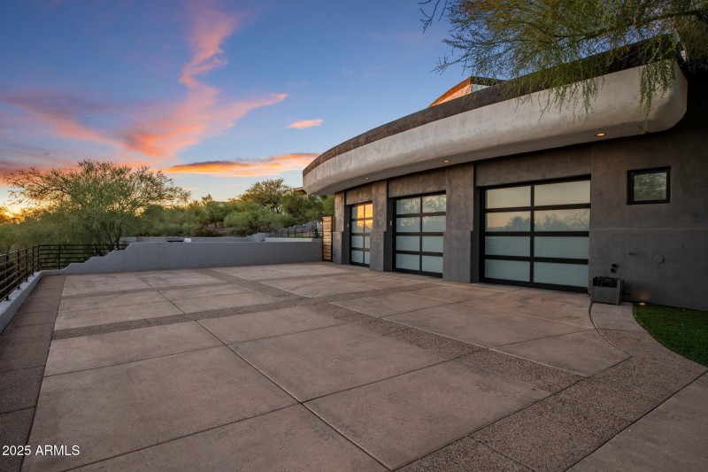 54-web-or-mls-HUB05690