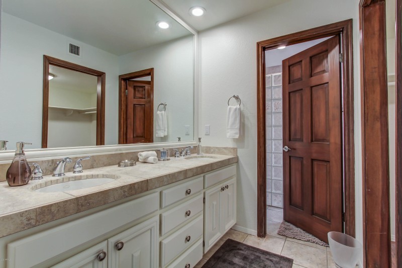 012_Master Bathroom