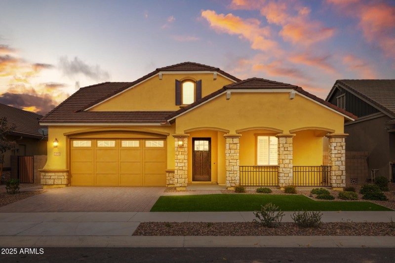 1)FRONT OF HOME