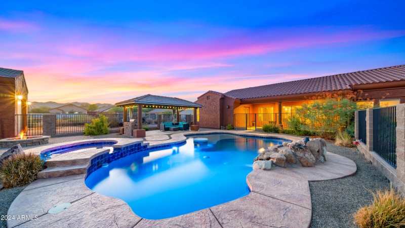 Spectacular Backyard