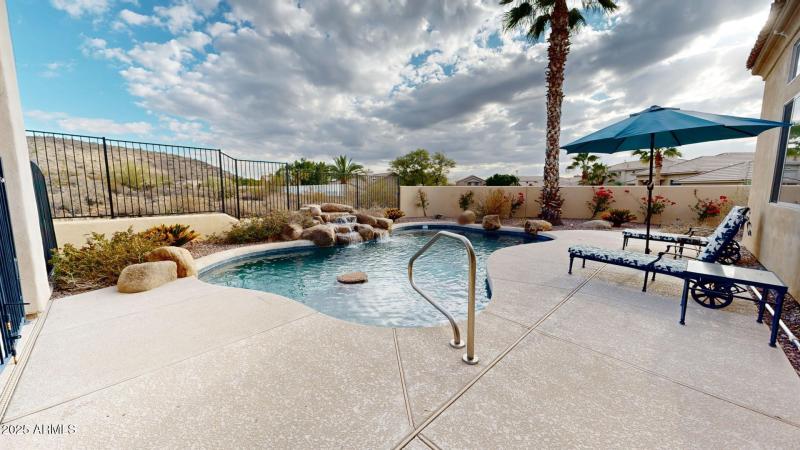 24205-N-65th-Ave-01212025_102127