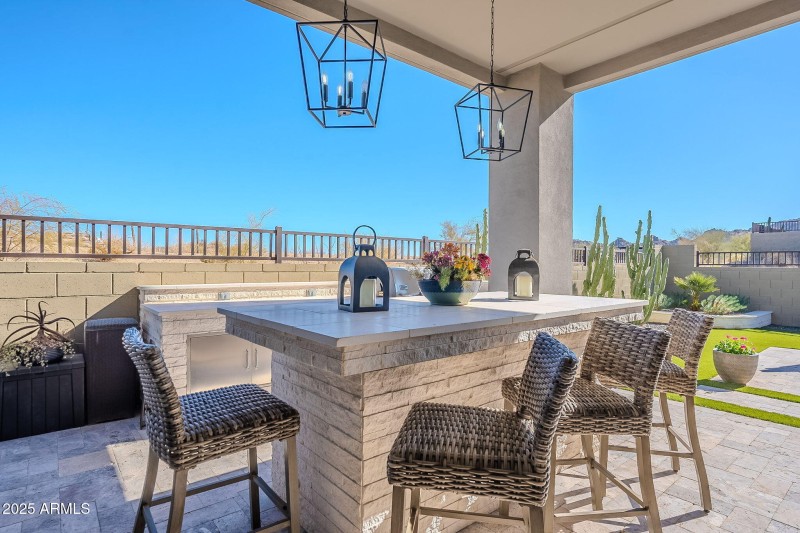 Exterior Dining