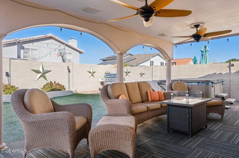 36-web-or-mls-4002-w-questa-dr