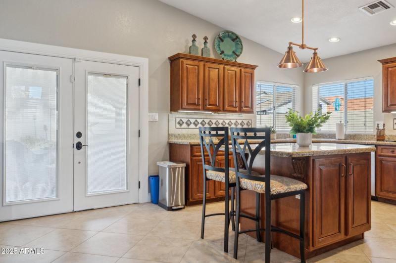 5-web-or-mls-4002-w-questa-dr