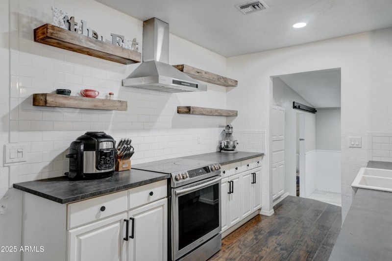 340 W Lindbergh-4