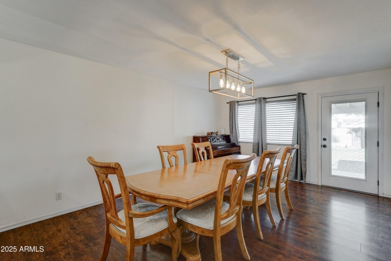 340 W Lindbergh-10