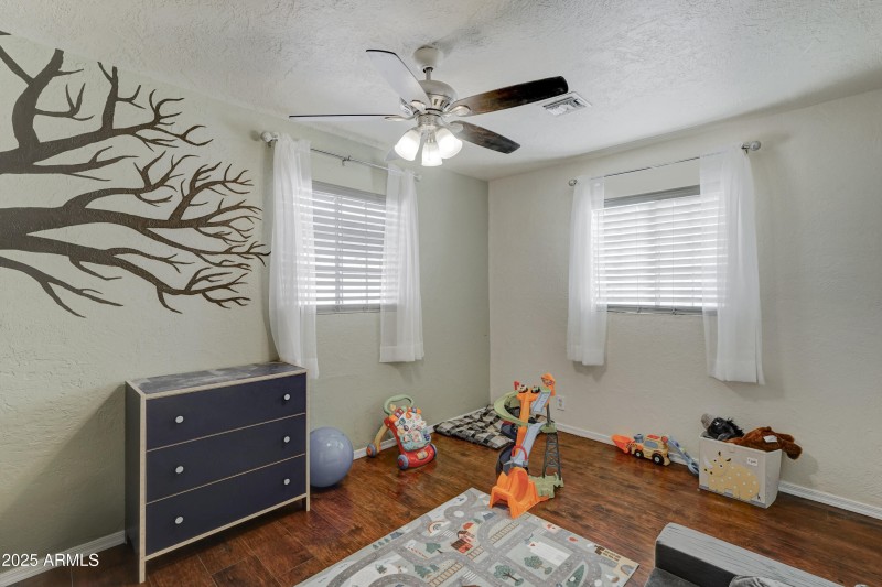 340 W Lindbergh-23
