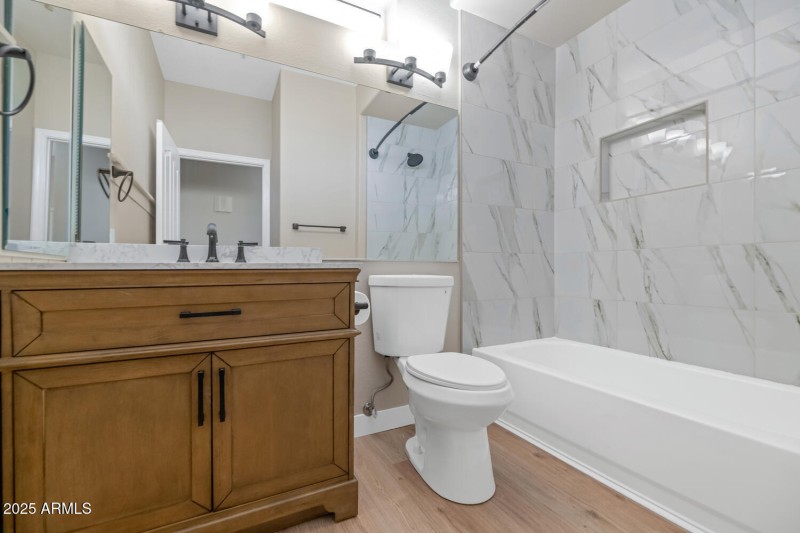 Secondary Full Bath
