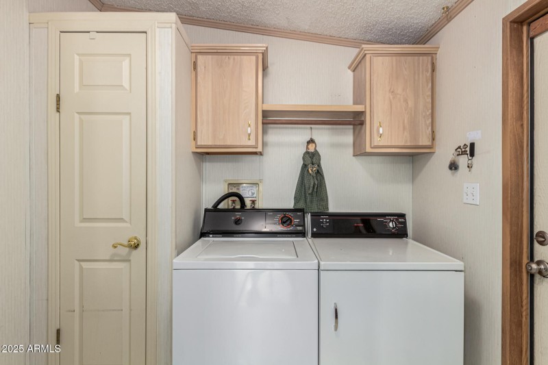 Pantry & Laundry