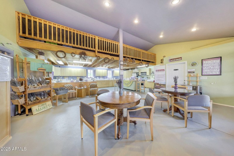 Commercial Store
