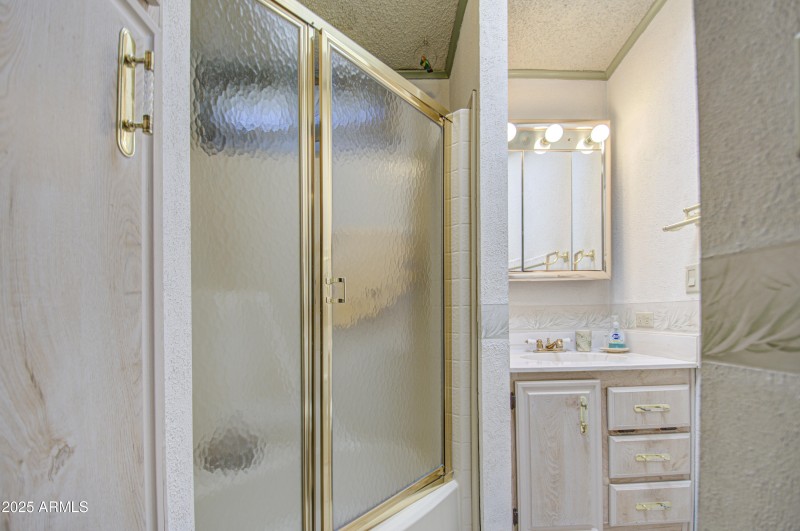 Bathroom-pic 1