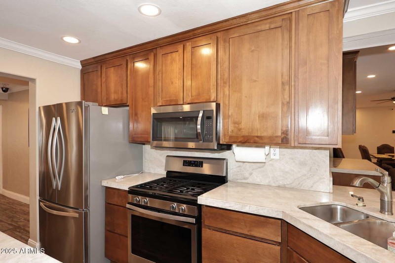 Kitchen-Range