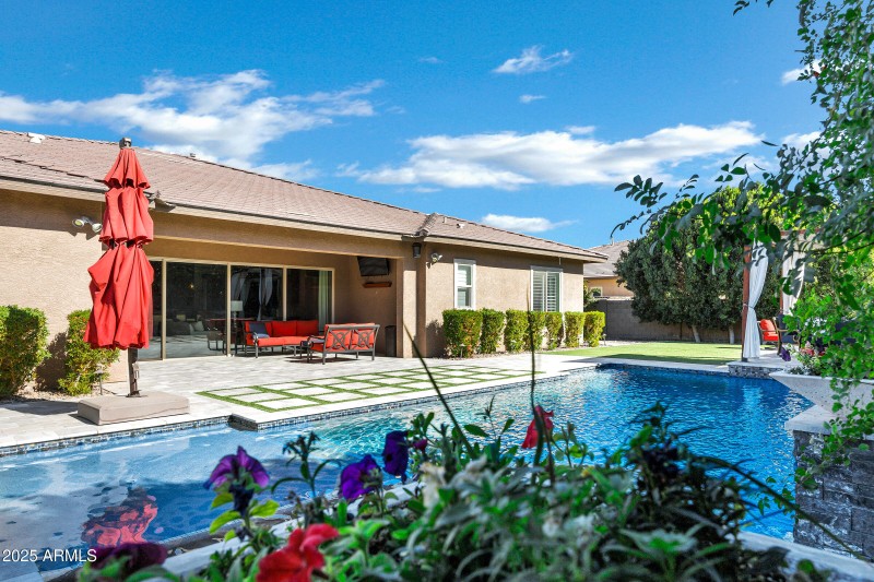 1783 E Desert Broom Pl-26