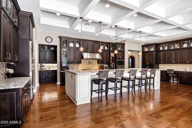 1783 E Desert Broom Pl-9