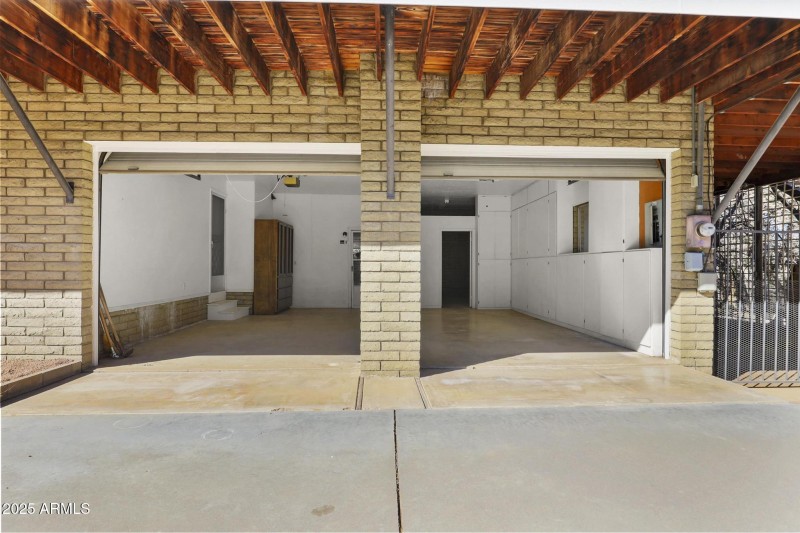 Attached 2 Car Garage