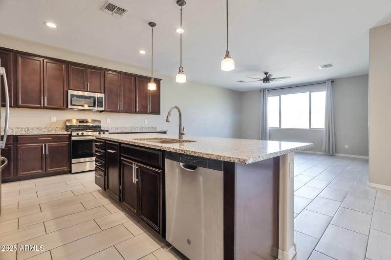 Kitchen to FR