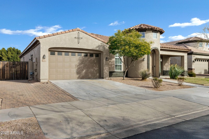 22174 E Creekside Dr-2
