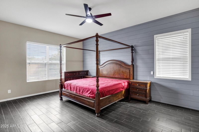 22174 E Creekside Dr-18
