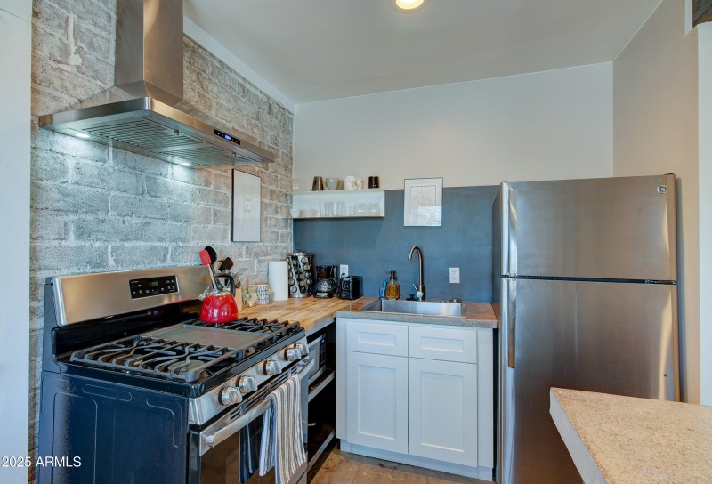 Turney Ave-06