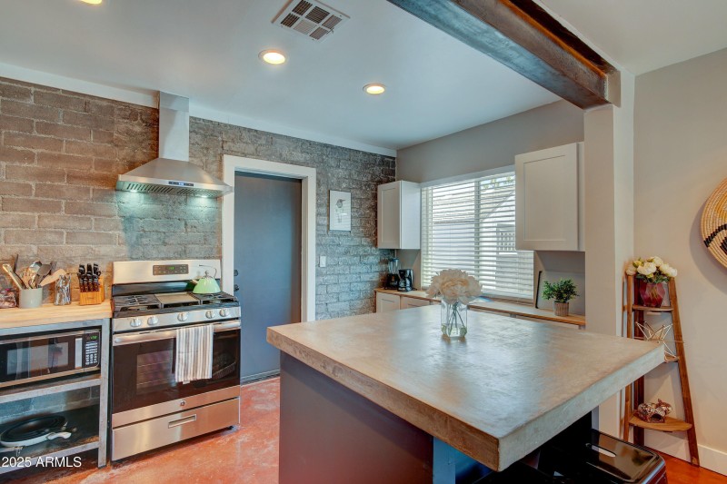 Turney Ave Unit 1_3