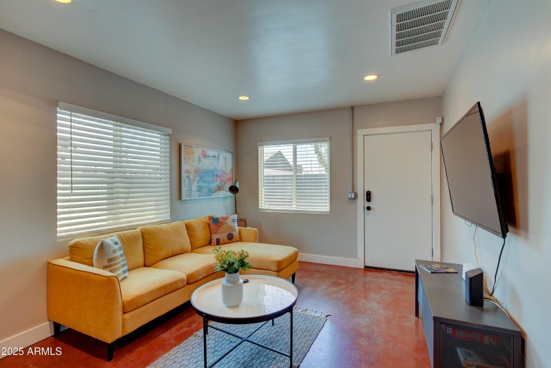 Turney Ave Unit 1_8