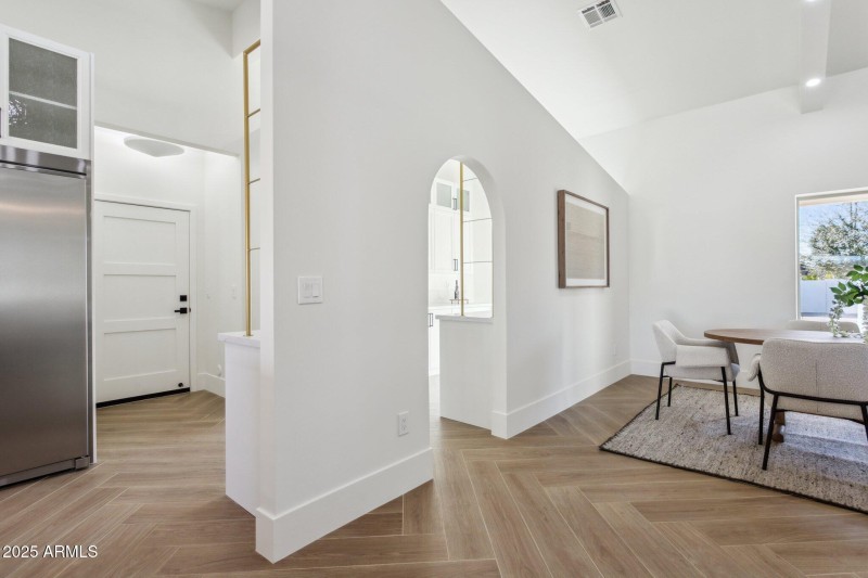 11-web-or-mls-9031-n-83rd-way