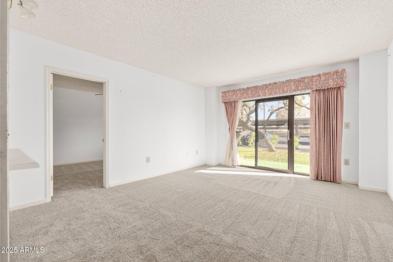 10330 W Thunderbird Blvd APT C119 - 08